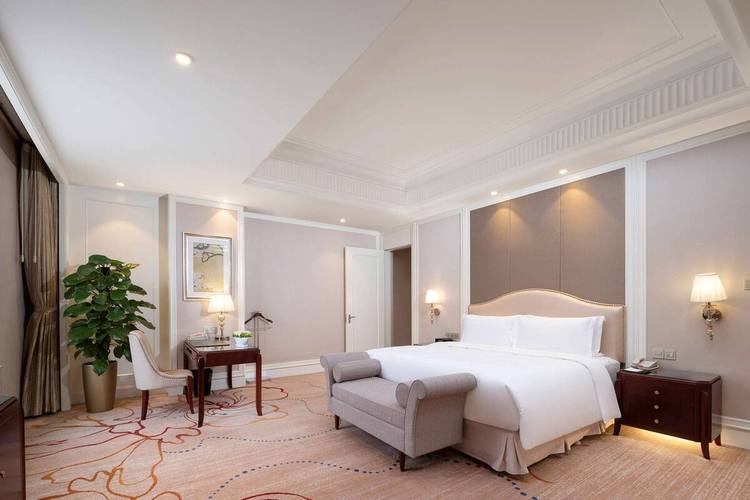 西宁新华联索菲特大酒店