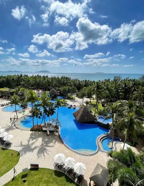 三亚湾皇冠假日度假酒店