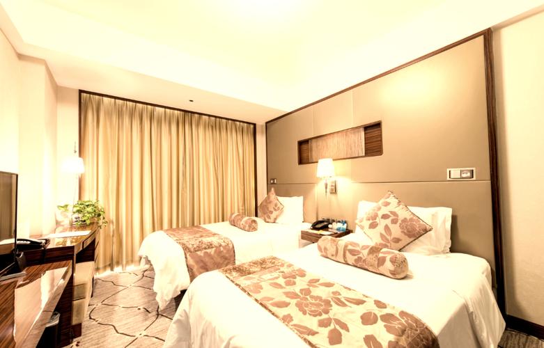 济南银座泉城大酒店电话