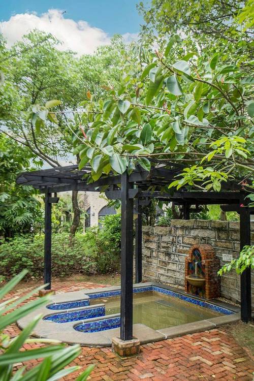 金汤湾海水温泉度假酒店