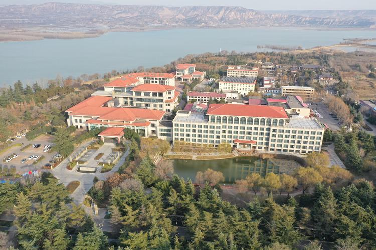 三门峡天鹅湖国际大酒店