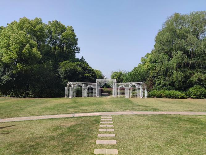 南京世茂滨江希尔顿酒店