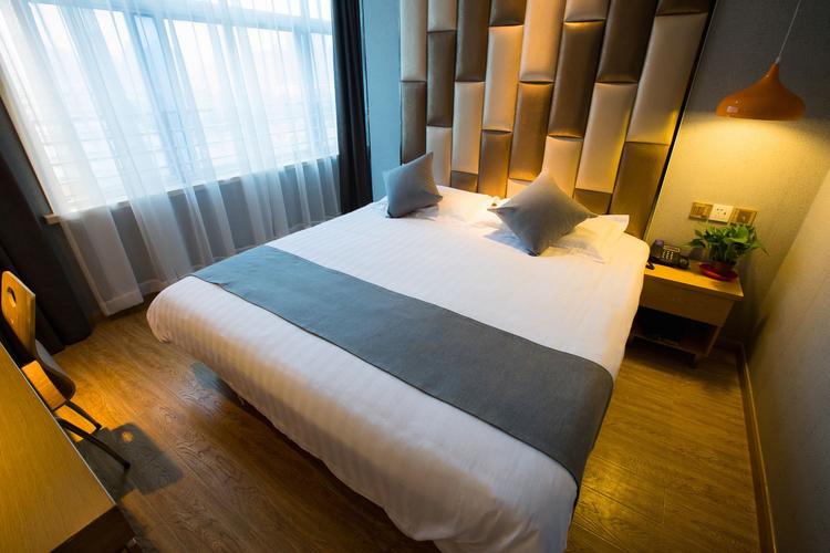 上海城隍庙附近的酒店