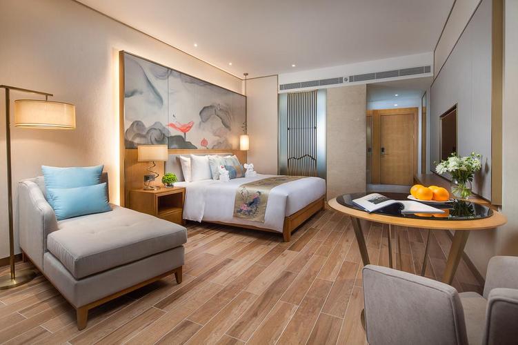 抚仙湖华美达广场酒店