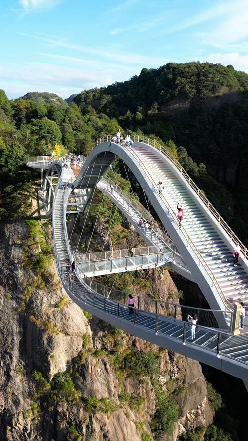 浙江哪里有玻璃栈道旅游景点