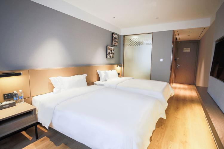 武汉工程大学附近酒店