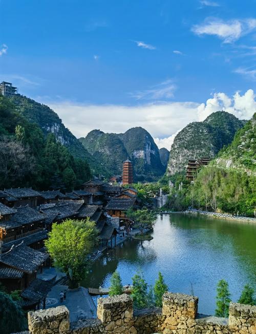 贵州兴义旅游景点有哪些地方