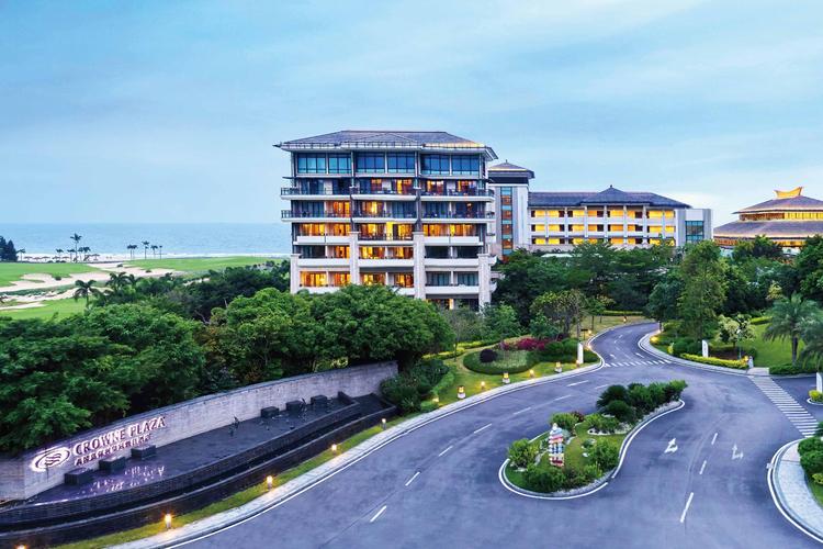 海陵保利皇冠假日酒店