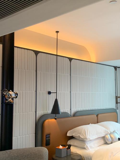 酒店房间的饮料免费吗