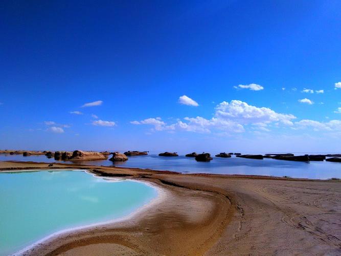 柴达木盆地旅游景点有哪些