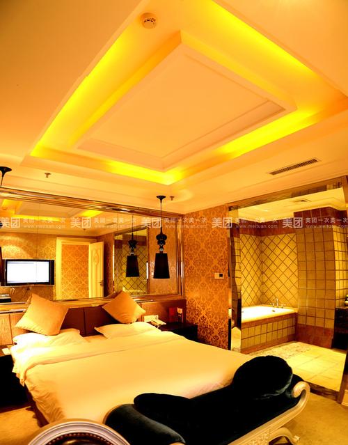 九汇建国温泉自驾游团购