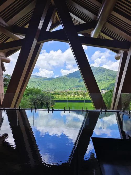 三亚海棠麓湖度假酒店