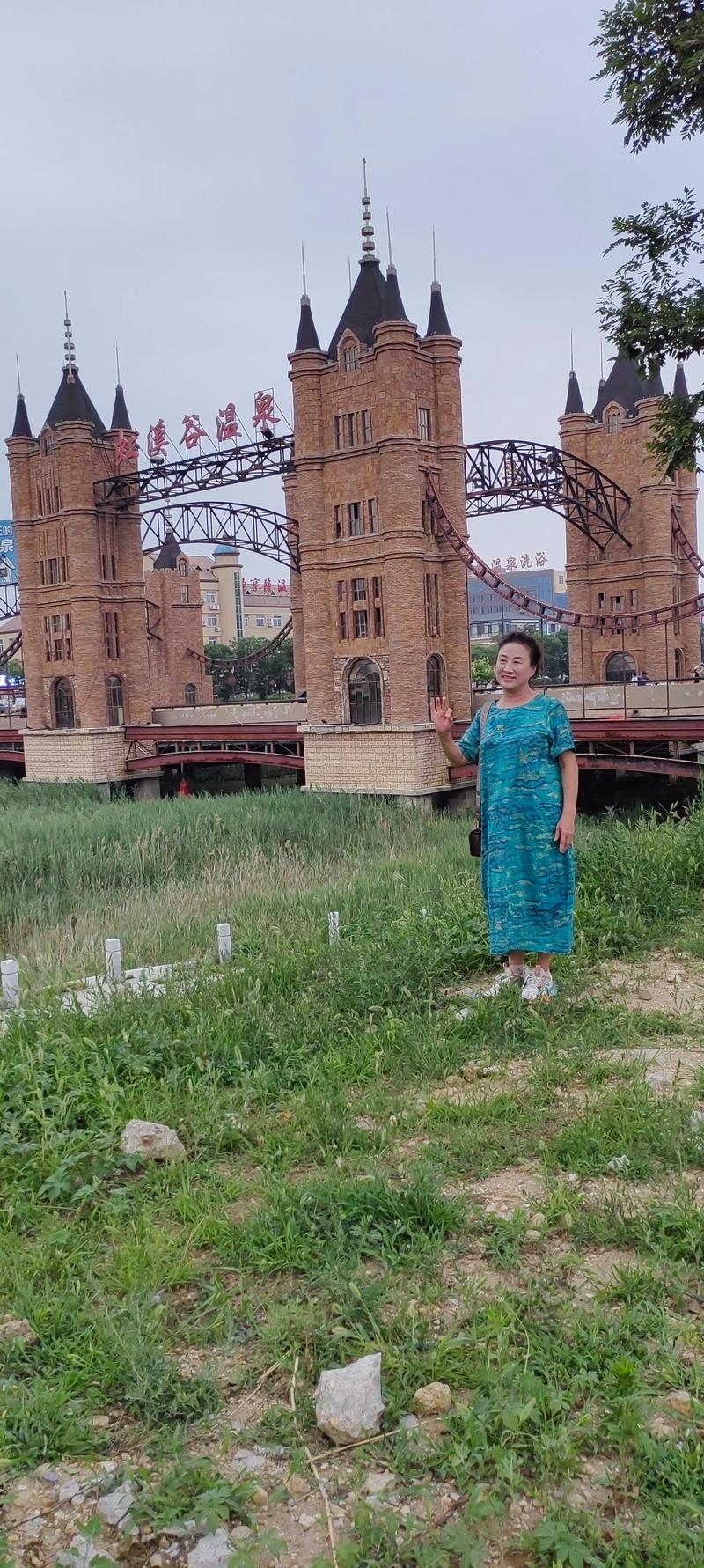 自驾游思拉堡虹溪谷温泉