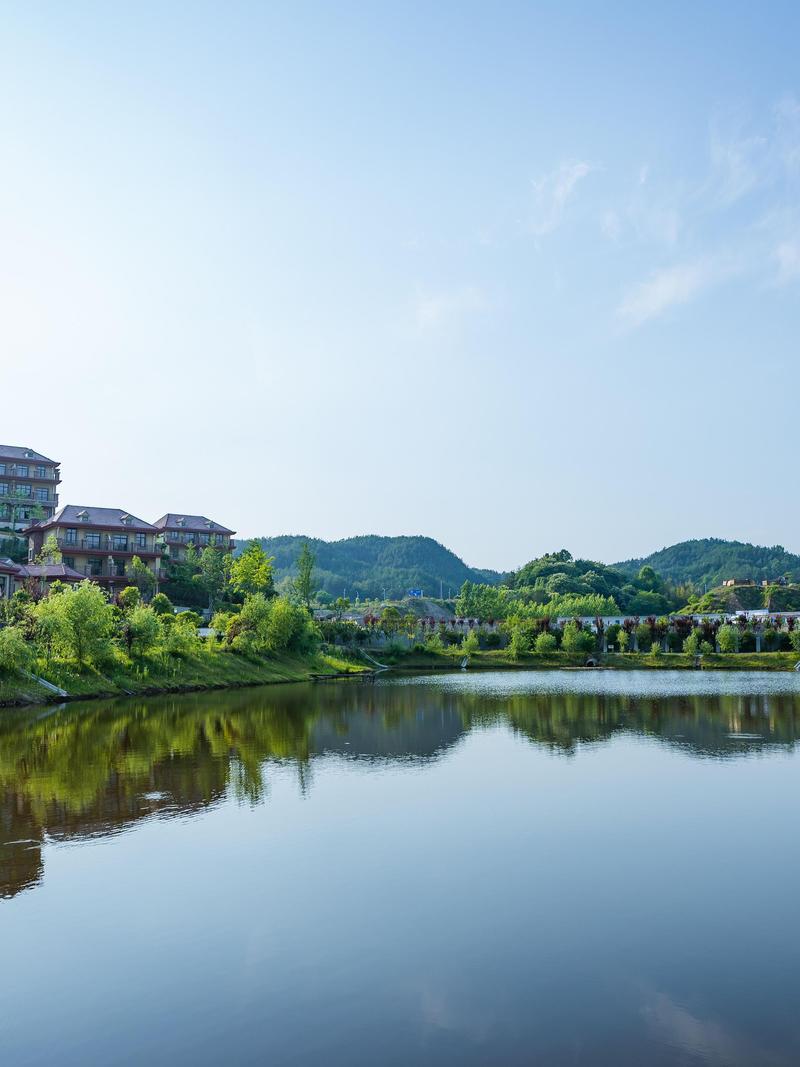 英山洪广毕升温泉酒店