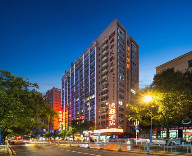 速8酒店是几星级酒店