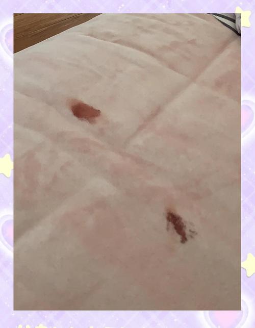 在酒店把床单弄上血了