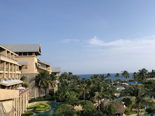 金茂三亚希尔顿大酒店