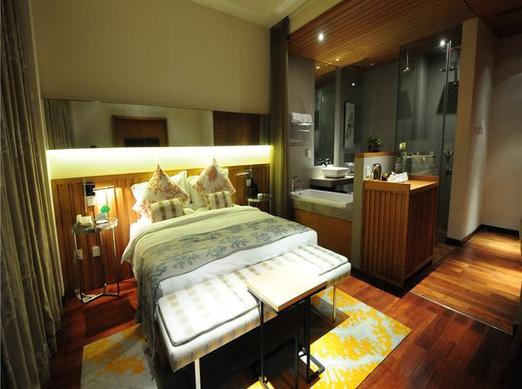 汤inn温泉假日酒店