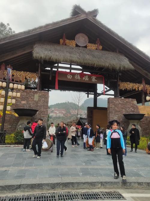 广西南丹县旅游景点大全