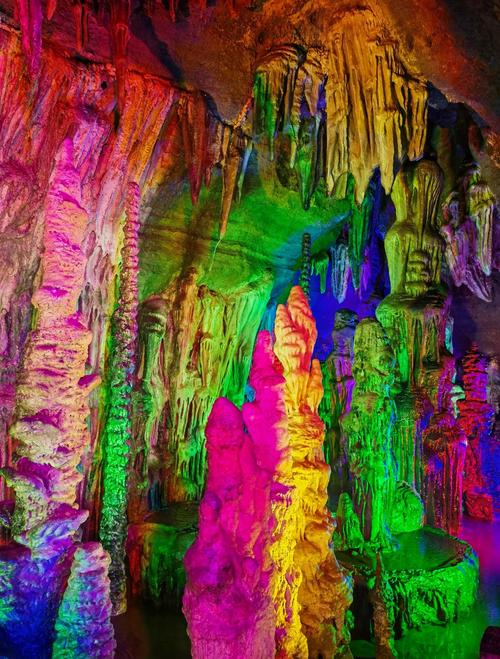 萤火虫水洞旅游自驾游