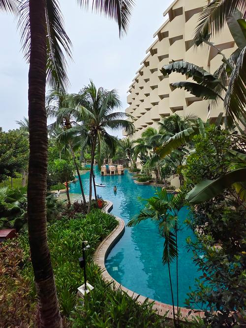 亚龙湾喜来登度假酒店