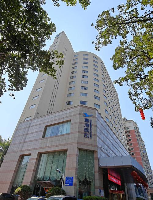 厦门航空酒店是国企吗