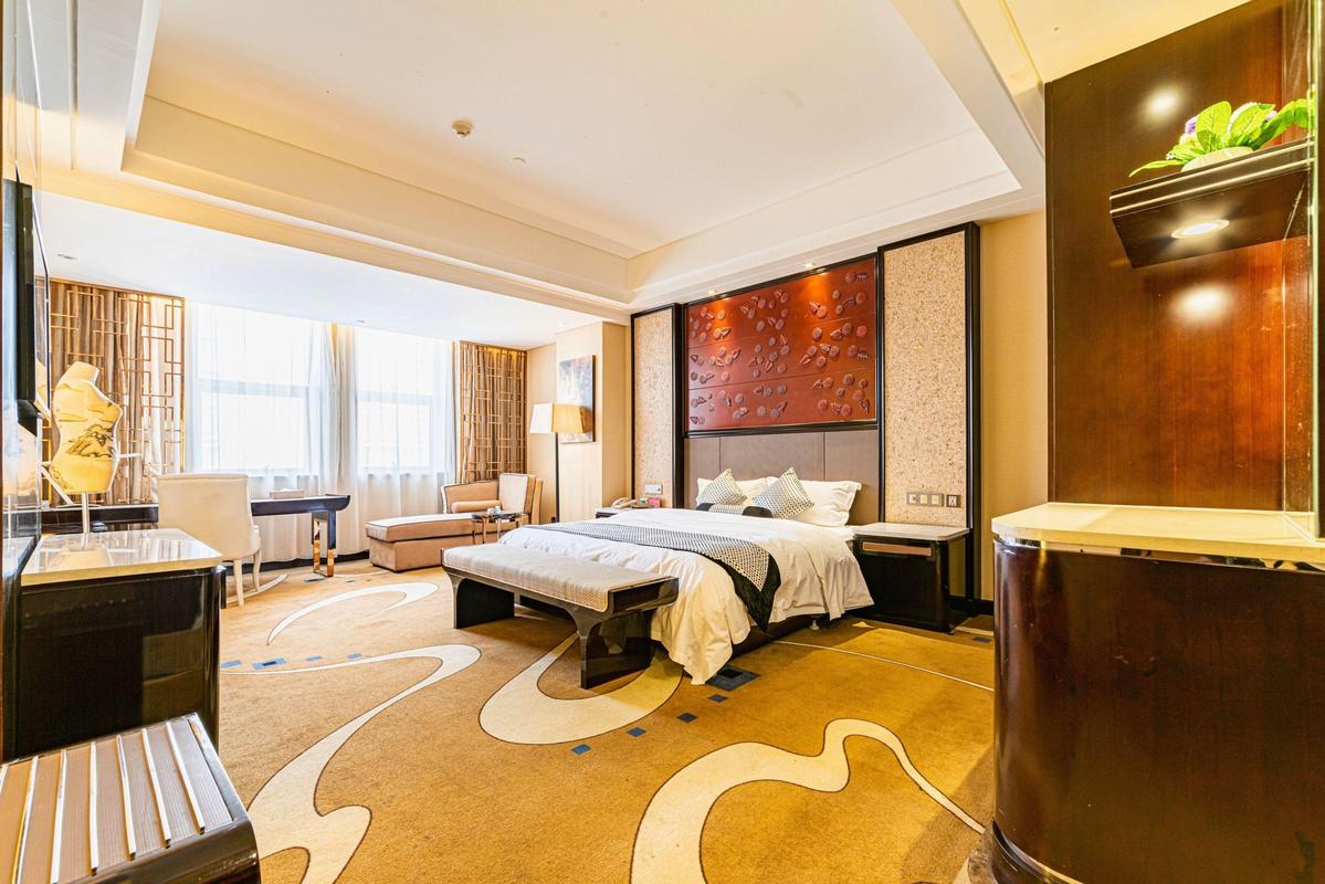 西安桃源假日酒店电话