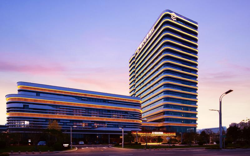 六安曙光铂尊酒店地址