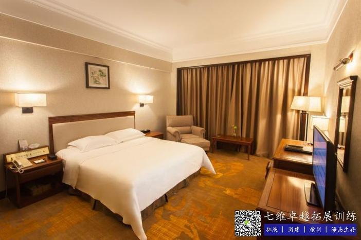 东莞茶山方中假日酒店