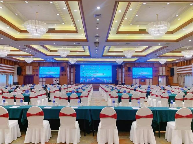 东莞茶山方中假日酒店