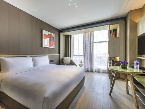 上海客莱福诺富特酒店