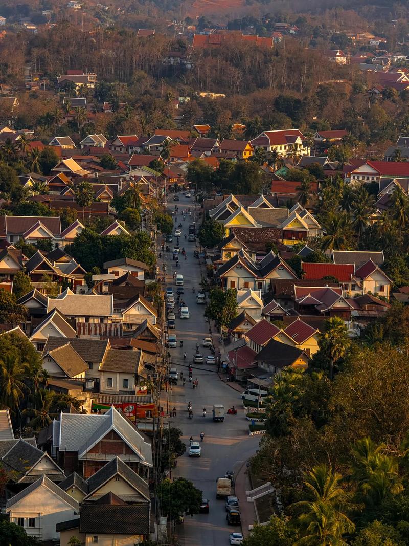 老挝的琅勃拉邦旅游景点