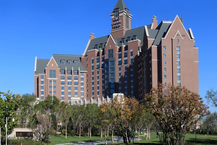 天津京基皇冠假日酒店