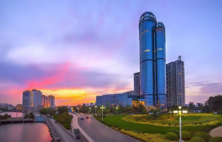 临沂鲁商铂尔曼大酒店