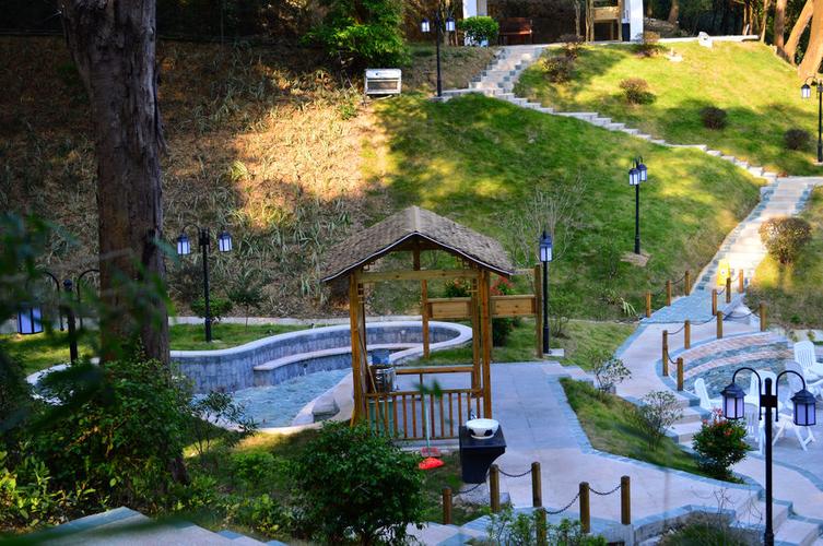 元谋凤凰山温泉酒店