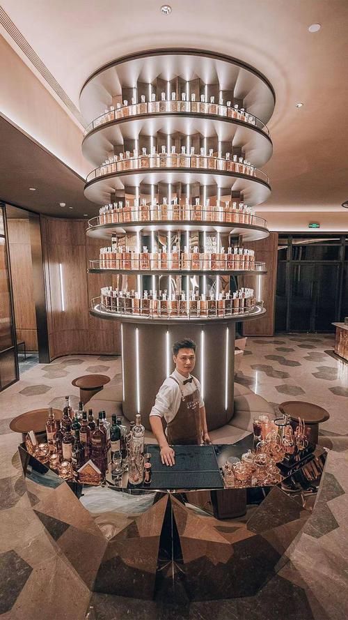 桔子水晶酒店创始人