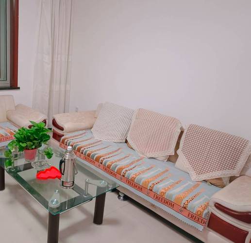 乌拉特后旗瑞东酒店