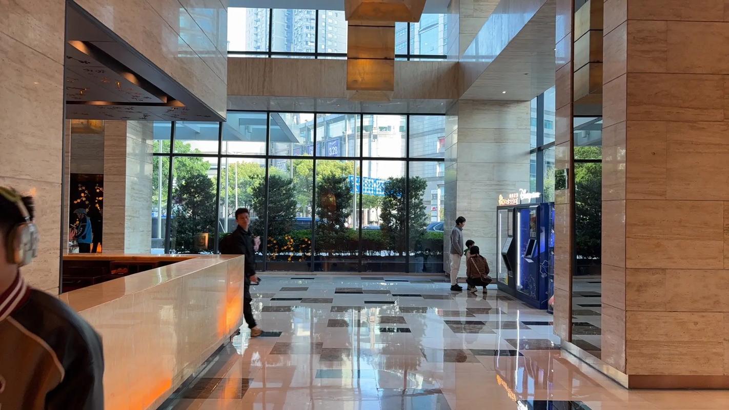 龙之梦万丽酒店地址