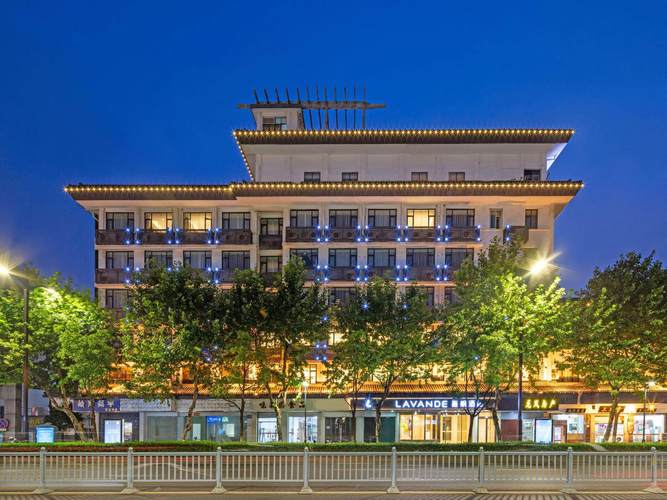 苏州人民路附近酒店