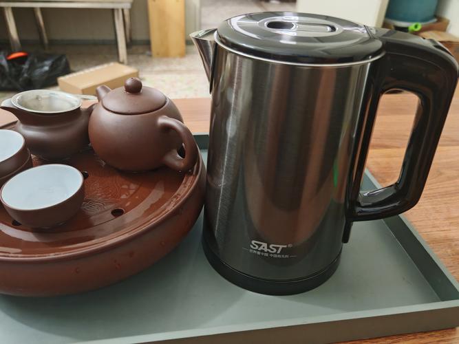 日本酒店有热水壶吗