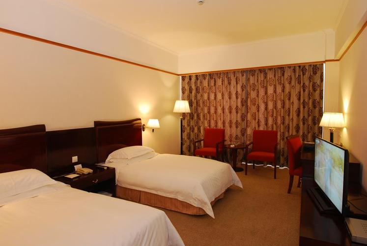 个旧市世纪广场酒店