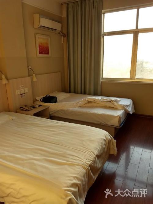 随州艳阳天酒店电话