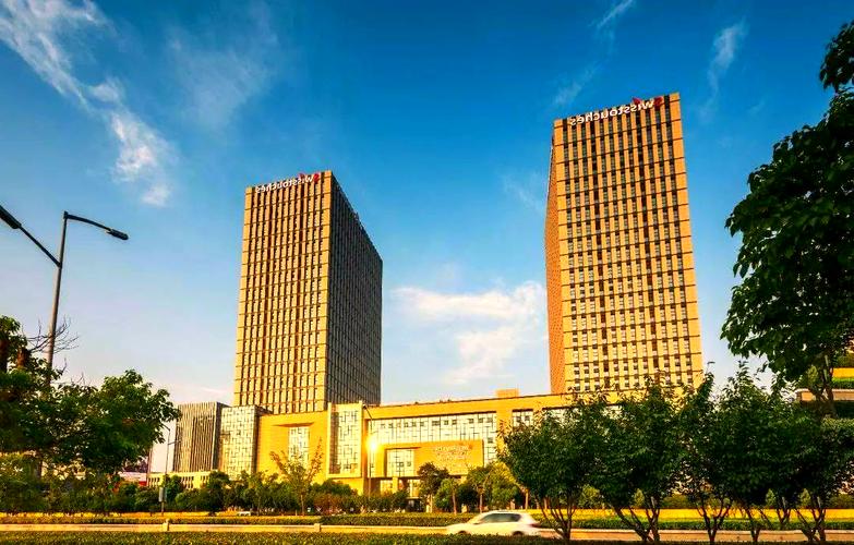 瑞斯丽酒店管理集团