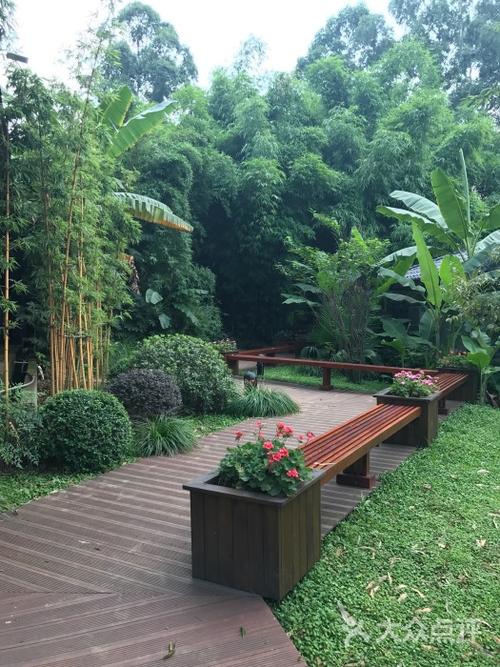 成都应龙湾澜岸酒店