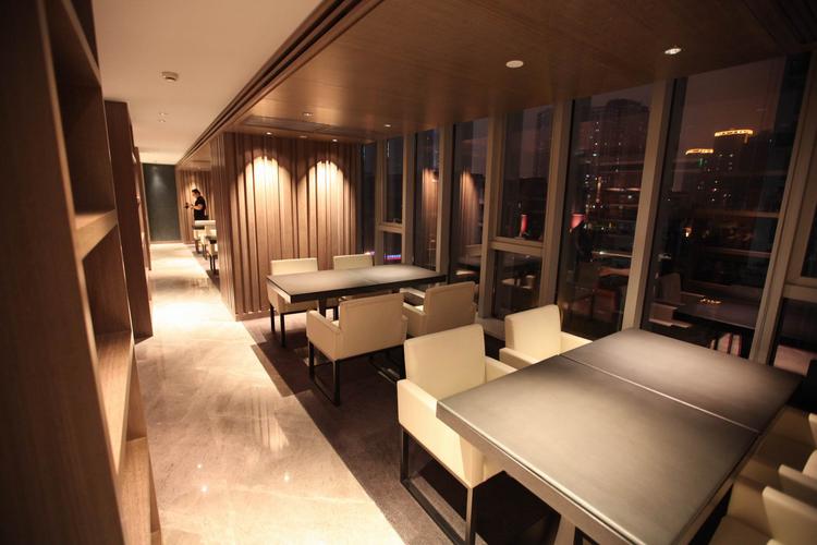 成都花样年隆堡酒店