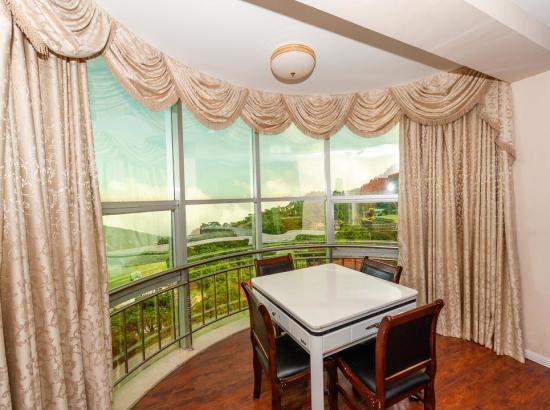 庐山鑫辉国际大酒店