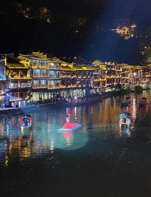 北京到凤凰古城自驾游