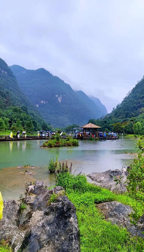 下雨天自驾游景点推荐