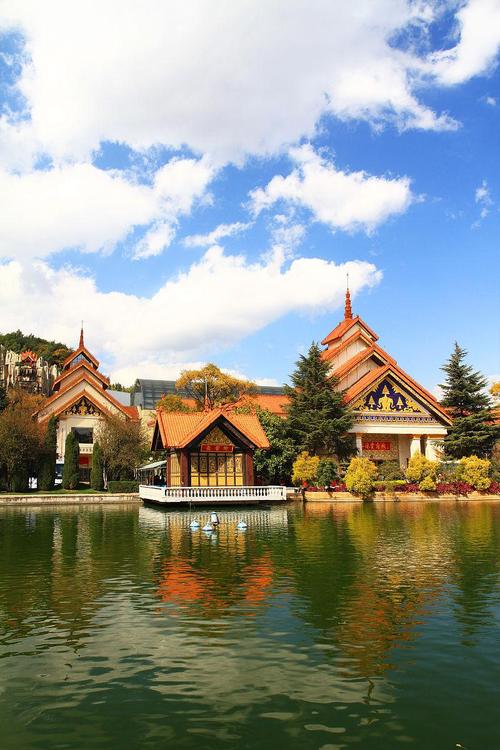 云南昆明附近旅游景点