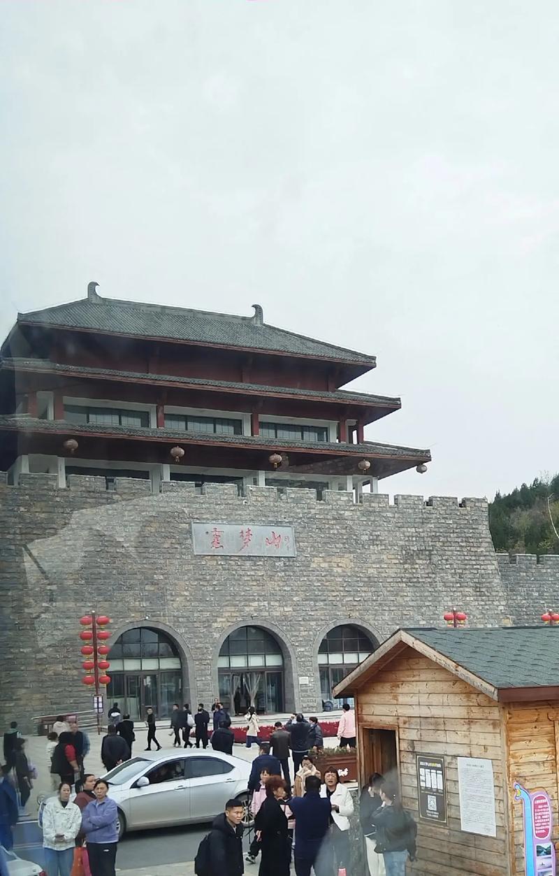 离鹤壁最近的旅游景点